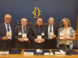 La difesa della vita oltre le ideologie: presentato il saggio di don Francesco Coluccia